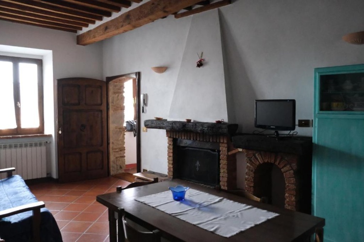 2 Bedrooms Cottage