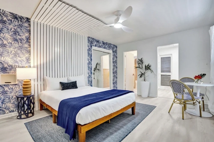 Deluxe Suite