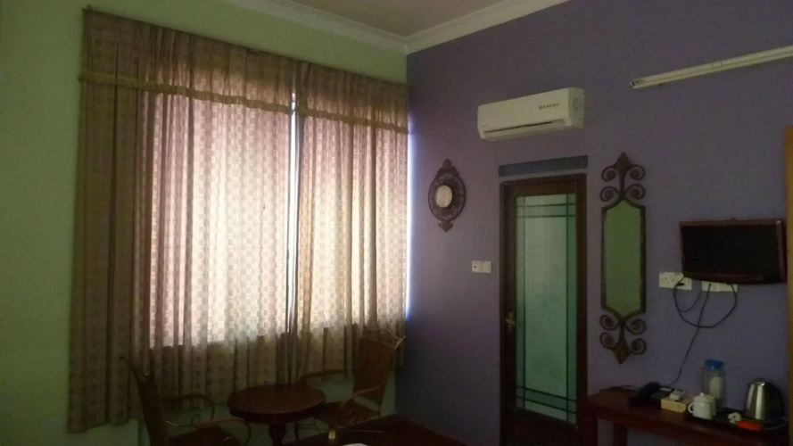7 Hung Hung Inn