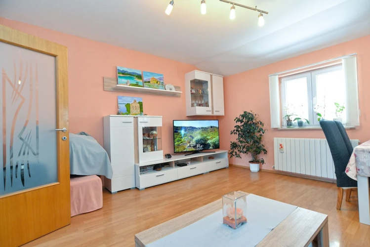 Apartment 1873