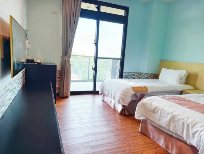 Superior Twin room with balcony