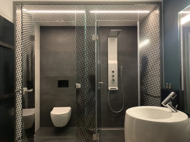 Luxury Studio