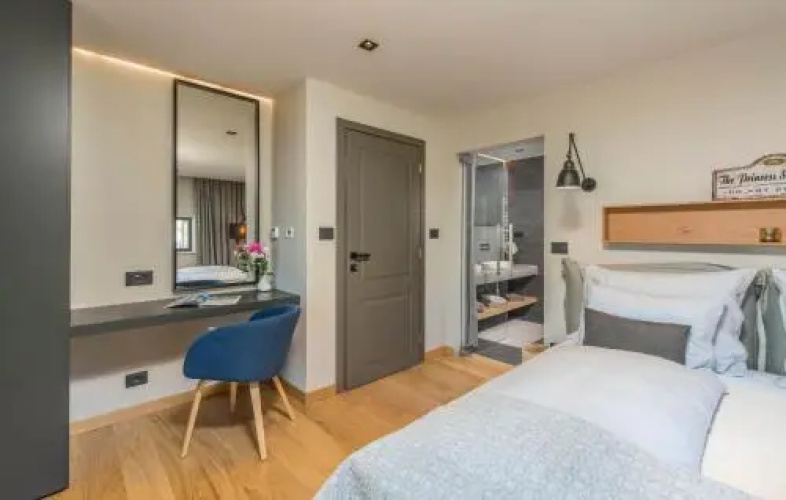 Exclusive Living Villas