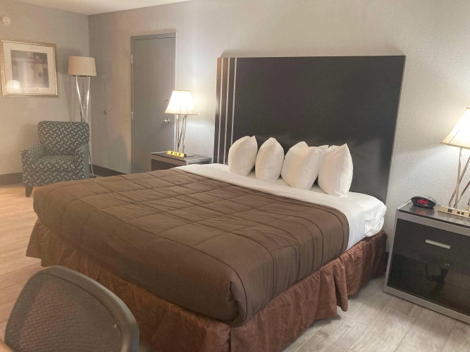 Best Western Plus Reading Inn & Suites photo 6