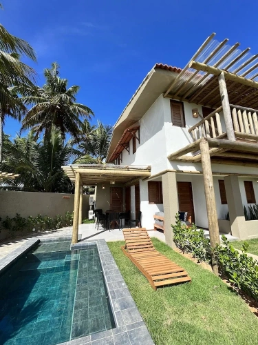 4 Bedrooms Cottage