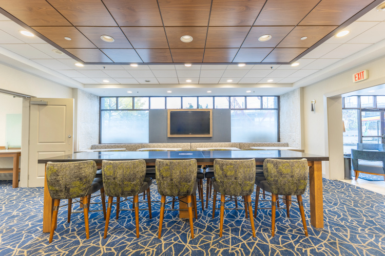 Holiday Inn Express & Suites Boston - Cambridge photo 18
