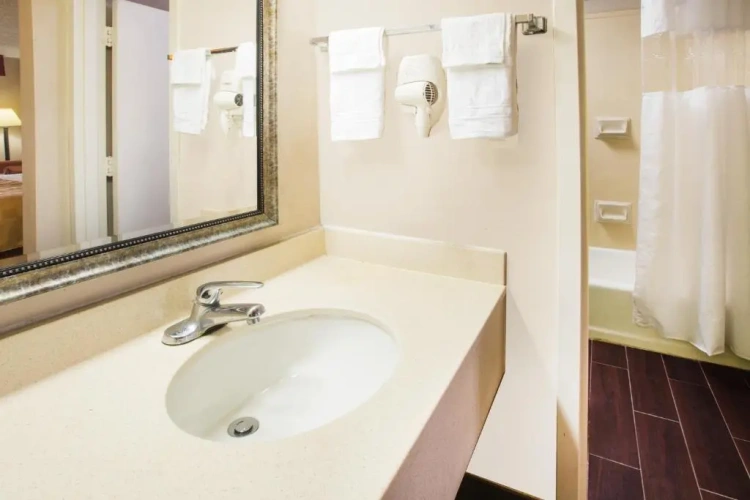 1 Bedroom Double Suite