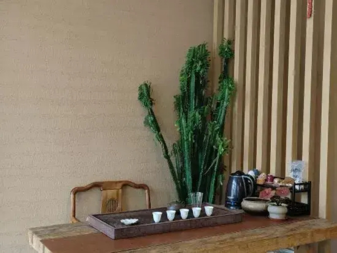 Chun Ge's yard