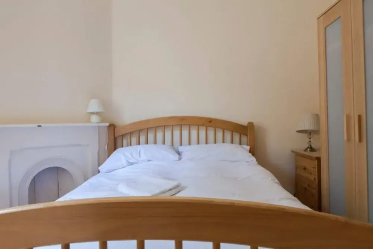 1 Bedroom Flat On St Stephen Street