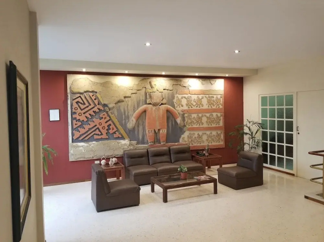 El Brujo Hotel - La Merced