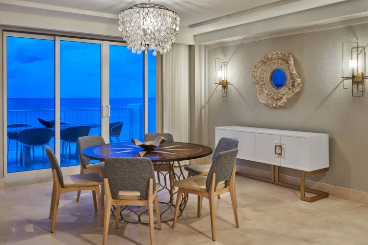 1 Bedroom Double Suite oceanfront