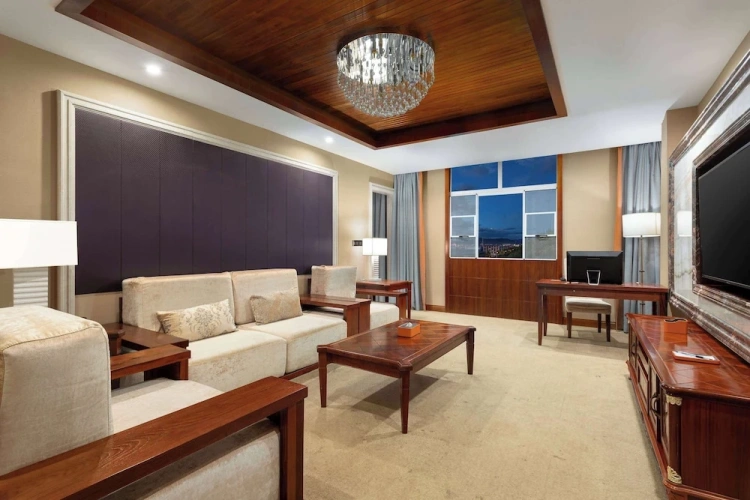 Deluxe Double Suite