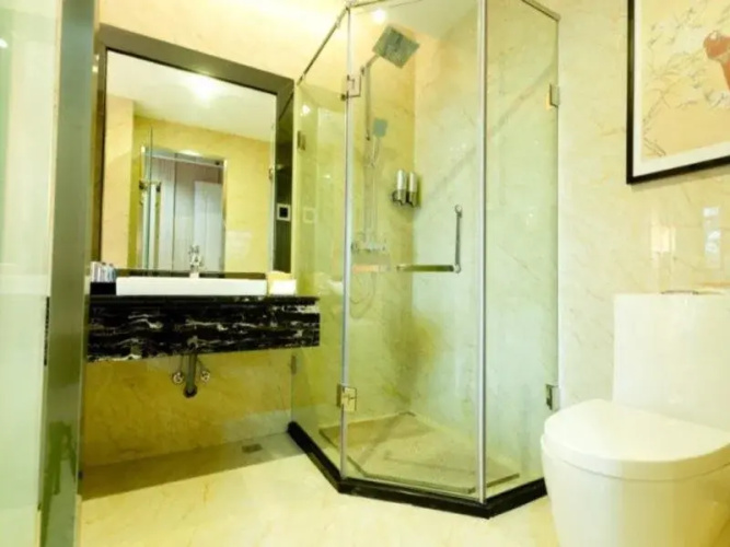 Century Land Hotel