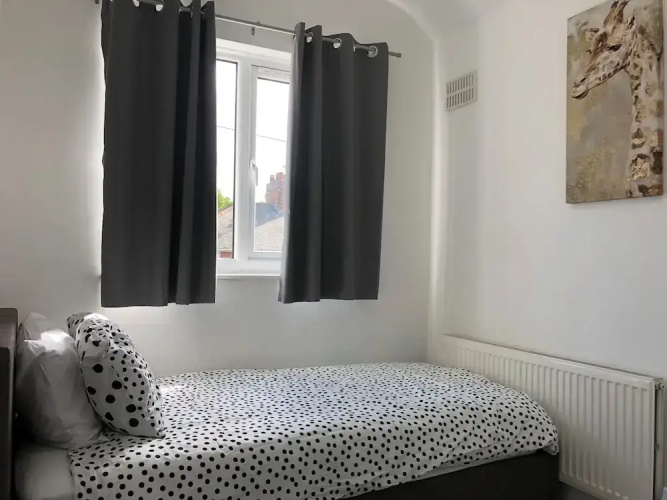 Immaculate 3-bed House in Nottingham