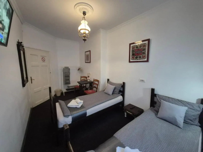 Authentic Belgrade Centre Hostel - Renovated Dec 2022