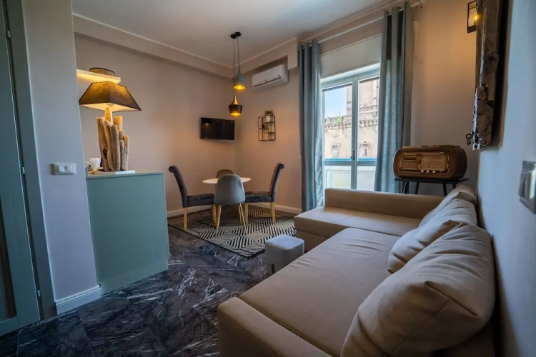 Apartment with sea view