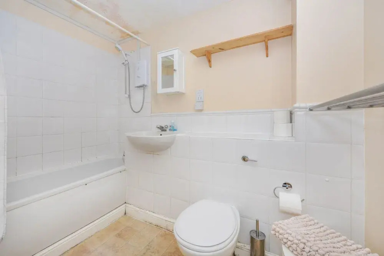 Kosterlitz Lodge 2-Bedroom Flat