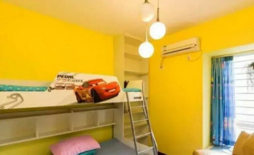 Warm Home Youth Hostel