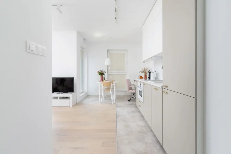1 Bedroom Apartment with balcony