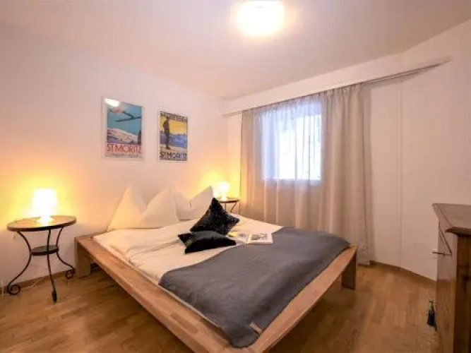 Apartment Chesa Sur Val 13