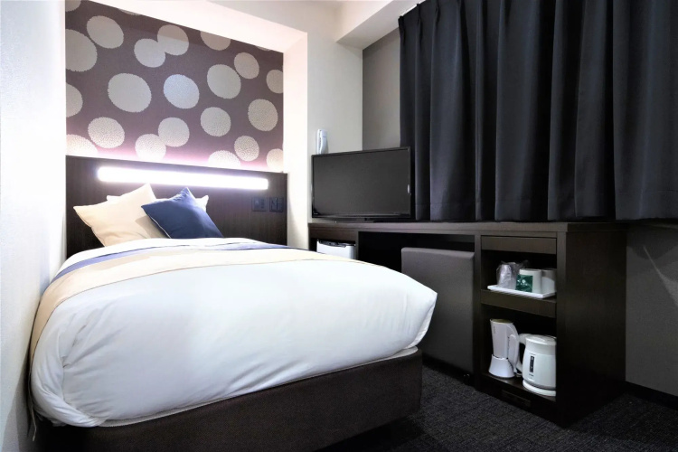 MARUTAMACHI Crystal Hotel