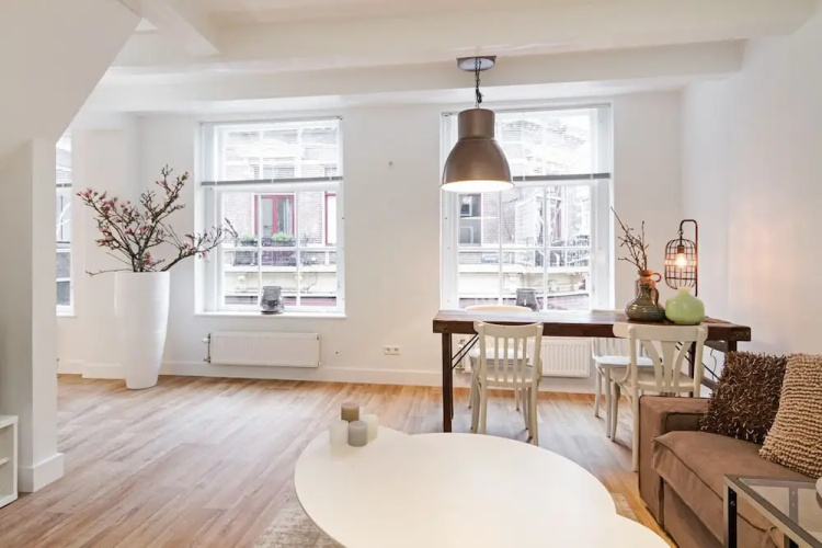 Canal Apartment Donkere Gaard
