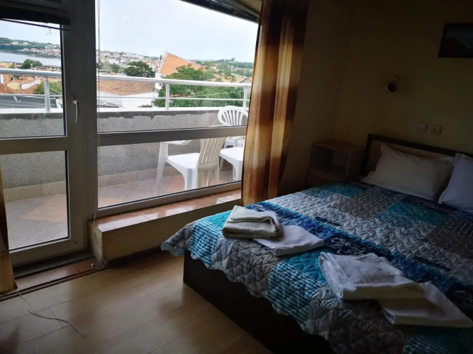 Guest House Petrovi