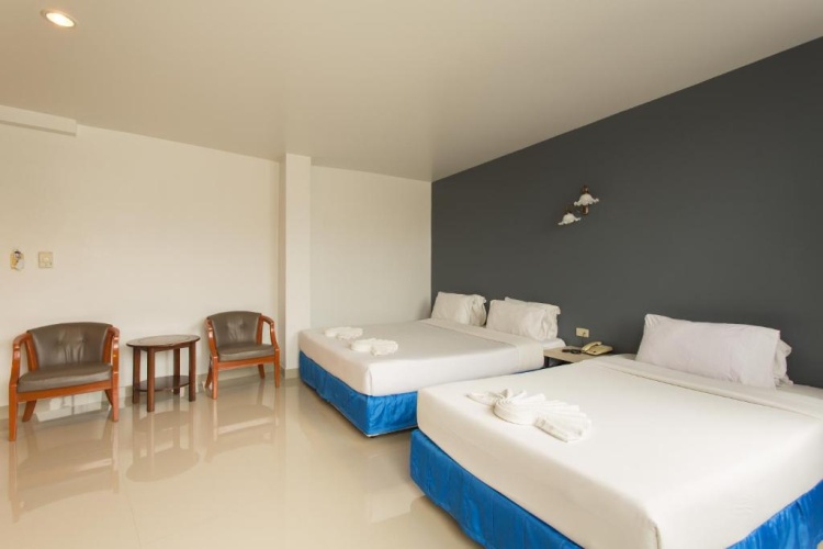 Deluxe Triple room