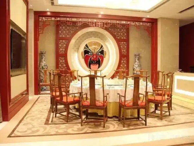 Jiujiang Hotel