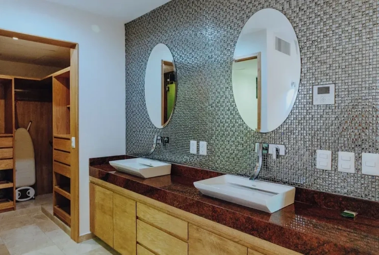 Presidential Suite with balcony