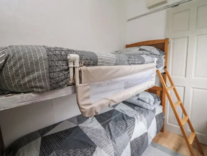 Chalet 32