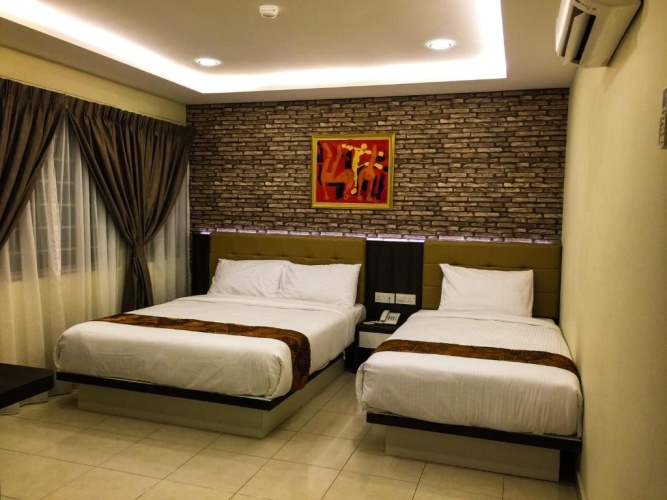 Deluxe Triple room