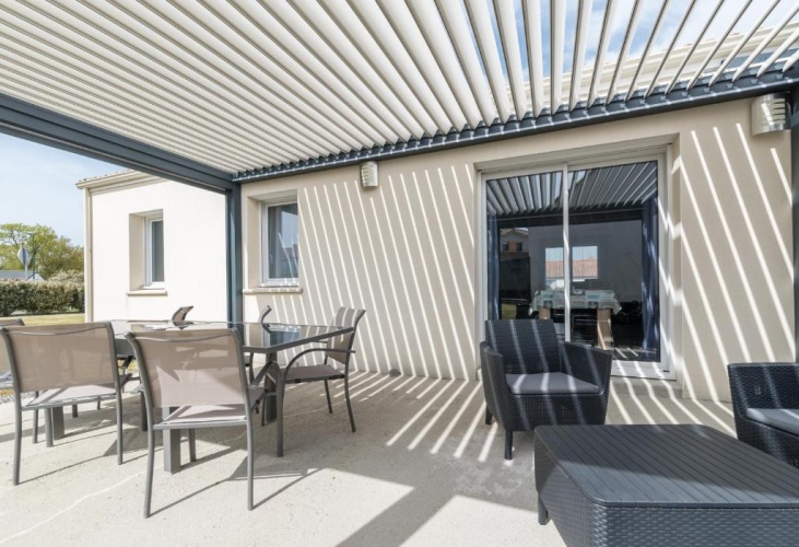 3 Bedrooms Cottage