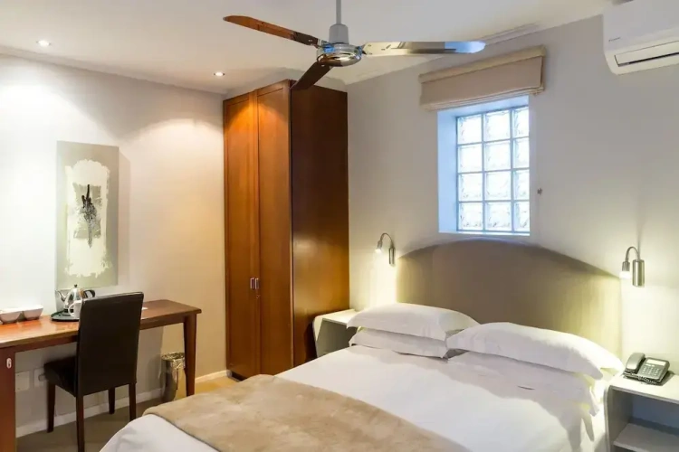 Standard room with balcony
