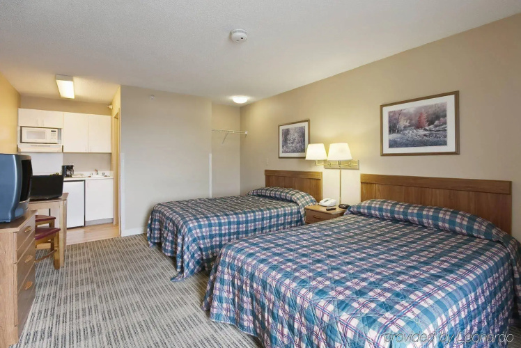 Birch Hill Suites Kansas City – Independence