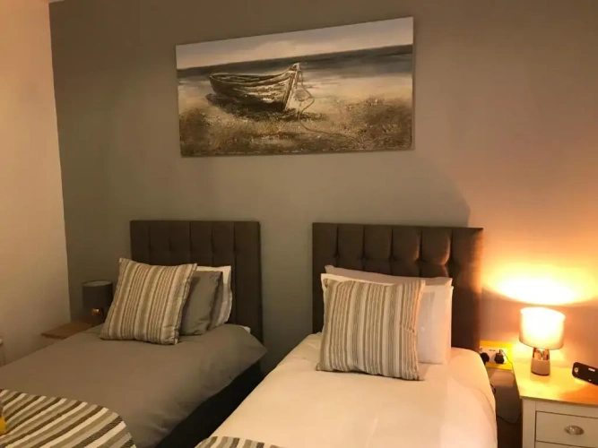 1 Bedroom Double Apartment