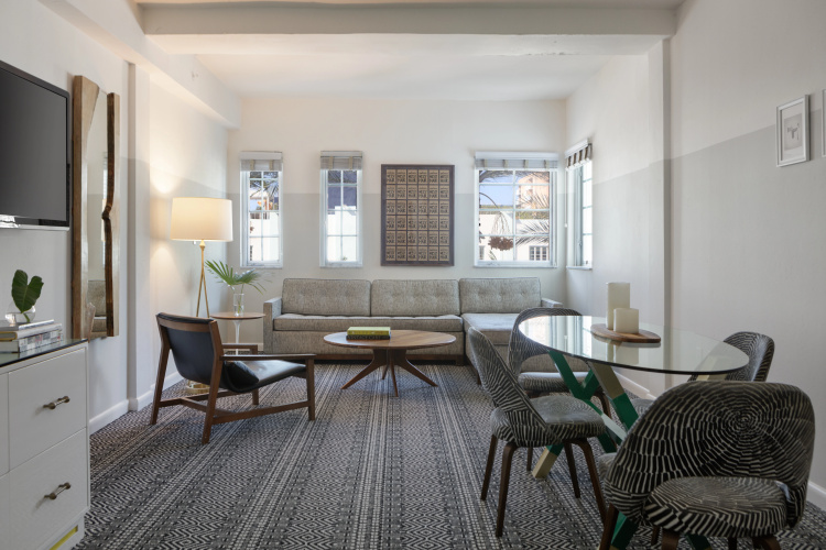 Kimpton Surfcomber Hotel photo 6