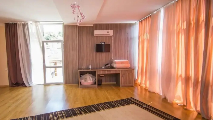 Hotel Aisi