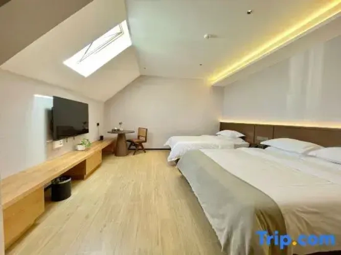 Standard Family room