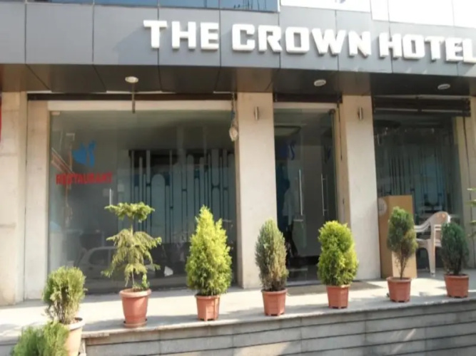 The Crown Hotel