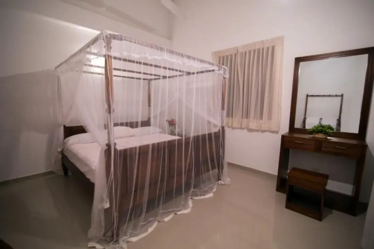 4 Bedrooms Villa