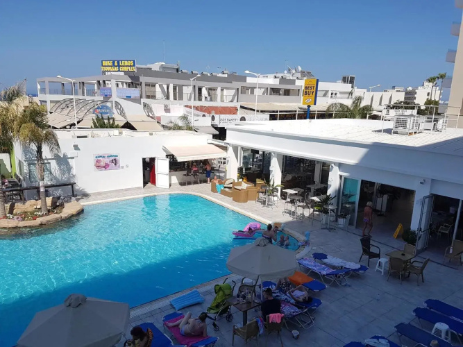 Melini Hotel Suites