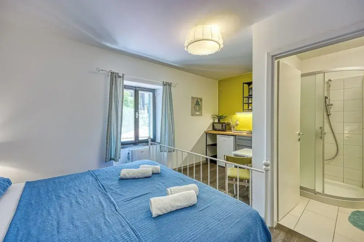 Blue Studio Apartment