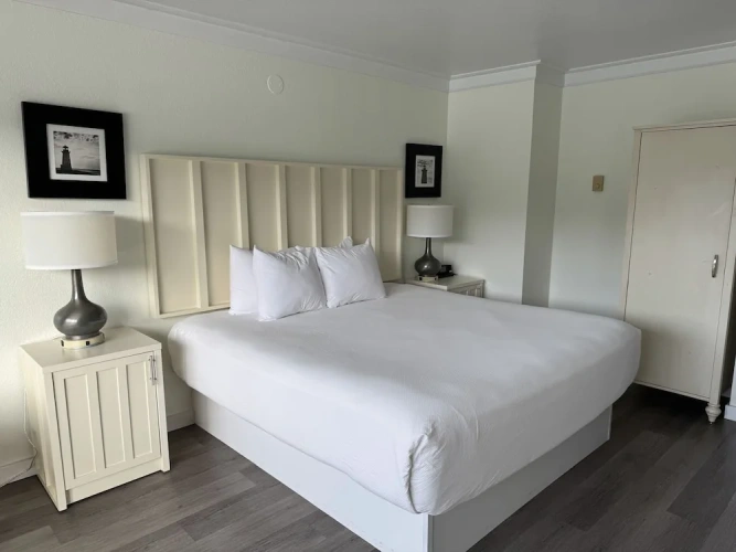 Standard Double room with river view