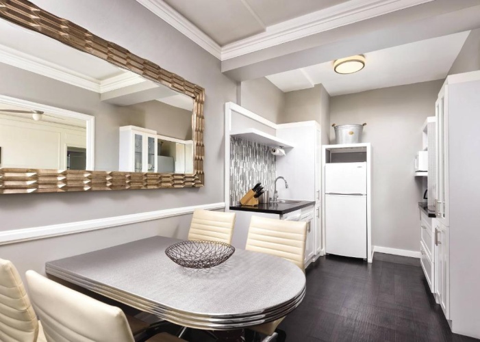 2 Bedrooms Suite with balcony