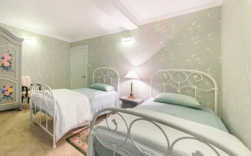 Deluxe Twin room with balcony