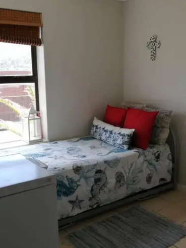 Fish Hoek Beach Apartment