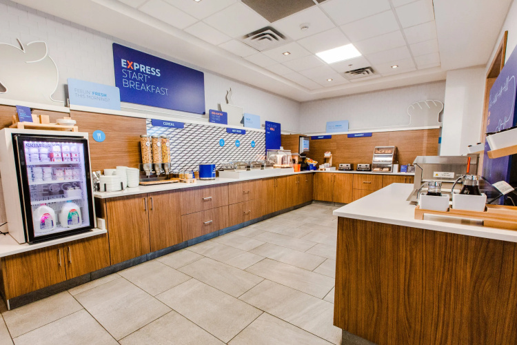 Holiday Inn Express & Suites West Edmonton-Mall Area photo 43
