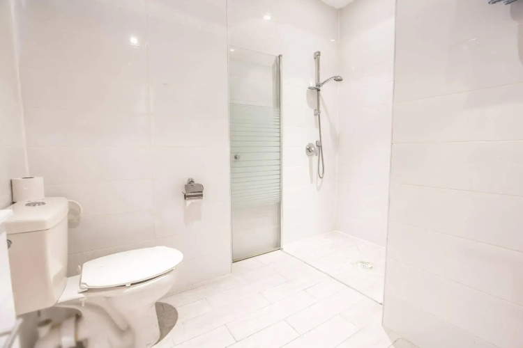 Laguardia Hotel