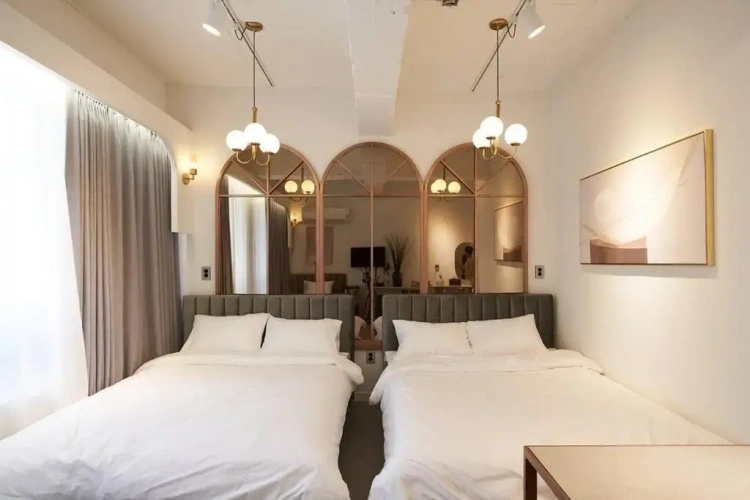 3 Bedrooms Apartment
